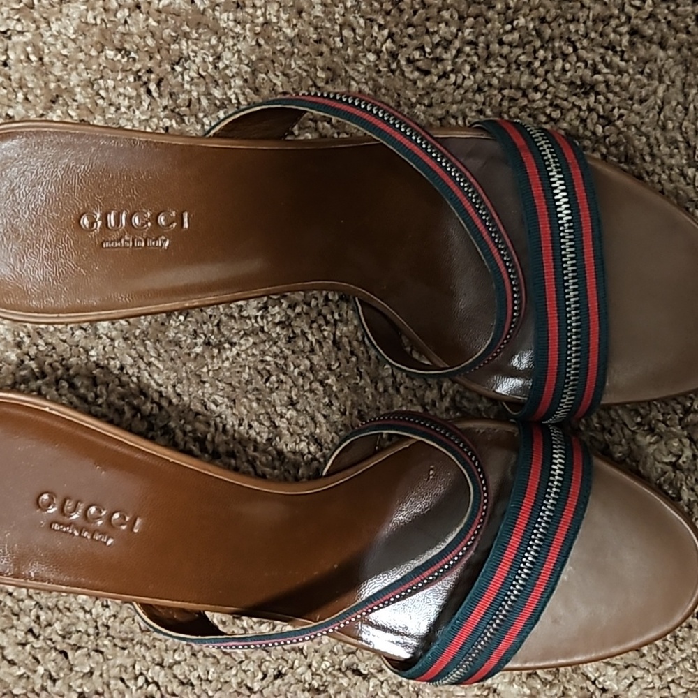 Shoes - Picture 4 of 4